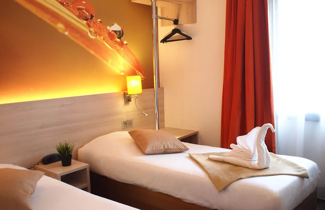 Hôtel Inn Design&Restaurant Sablé-sur-Sarthe-1