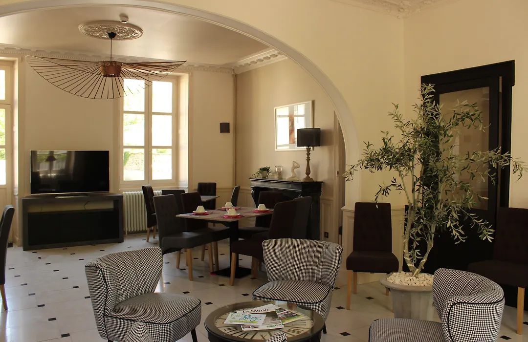 Hôtel Le Saint Martin-1
